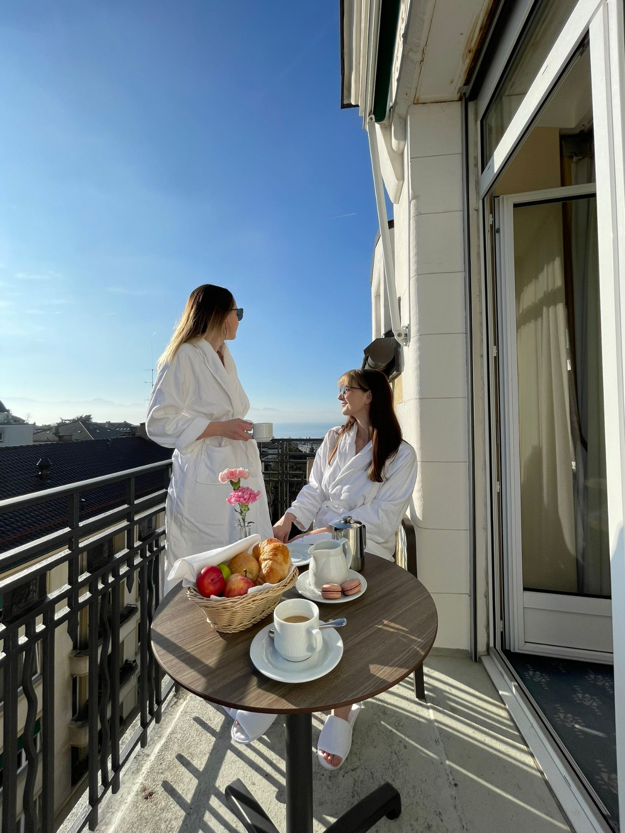 Emma et Margot WHC-01